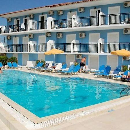 Hotel Britannia à Agrilia Extérieur photo